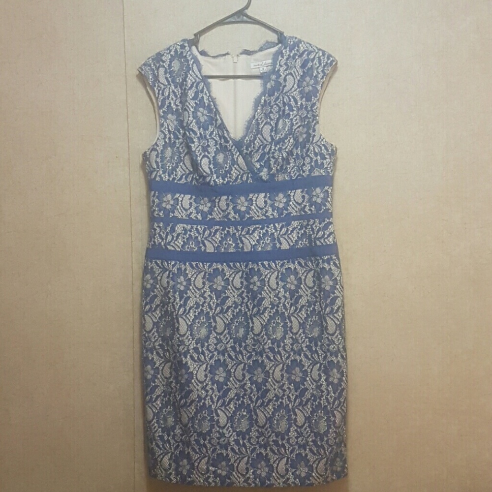 Simply Liliana Floral Blue Lacy Dress Size 12